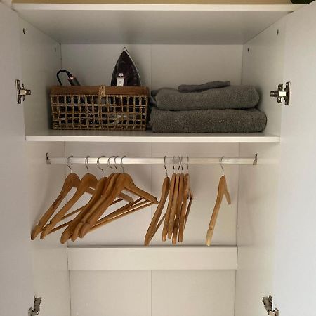 Comfortable Room With Private Balcony And Shared House London Luaran gambar
